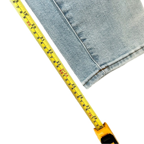 Madewell Women's Mid-Rise Classic Straight Jeans Knee-Rip Edition - Picture 15 of 15